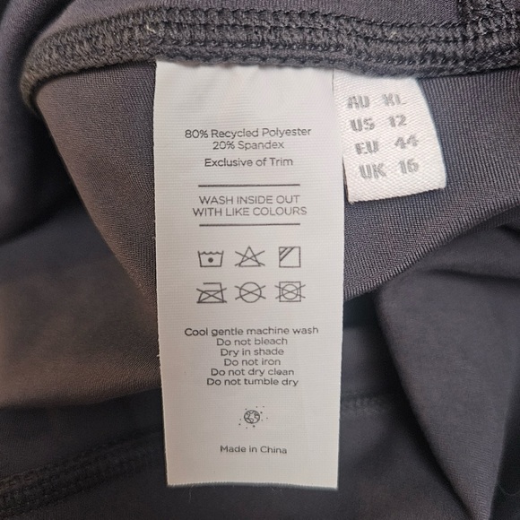 Dharma Bums Airbrush Lite Balance 7/8 Legging, Charcoal, Size 12, Like New! - Picture 9 of 9